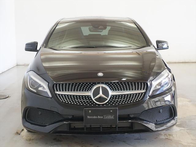 Ａクラス Ａ１８０　スポーツ　レーダーセーフティパッケージ　Ｂｌｕｅｔｏｏｔｈ接続　ＣＤ　ＤＶＤ再生　ＥＴＣ　ＬＥＤヘッドライト　ＴＶ　アイドリングストップ　クルーズコントロール　シートヒーター　トランクスルー　ナビ（3枚目）