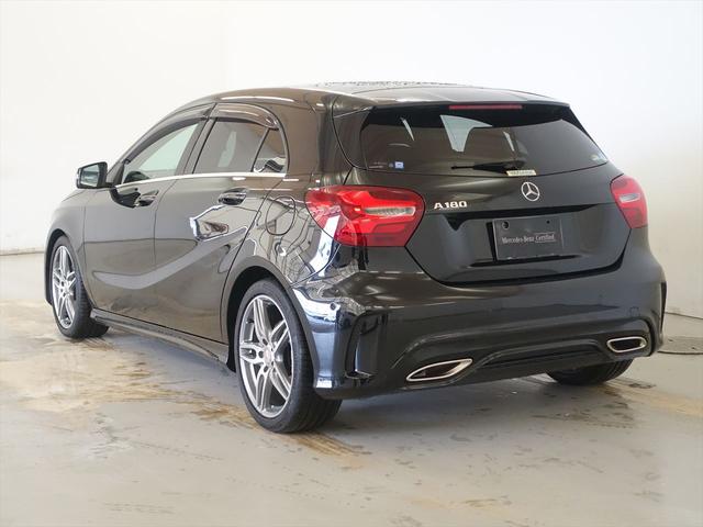 Ａクラス Ａ１８０　スポーツ　レーダーセーフティパッケージ　Ｂｌｕｅｔｏｏｔｈ接続　ＣＤ　ＤＶＤ再生　ＥＴＣ　ＬＥＤヘッドライト　ＴＶ　アイドリングストップ　クルーズコントロール　シートヒーター　トランクスルー　ナビ（5枚目）