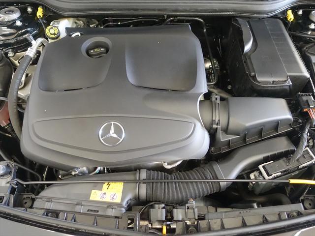 Ａクラス Ａ１８０　スポーツ　レーダーセーフティパッケージ　Ｂｌｕｅｔｏｏｔｈ接続　ＣＤ　ＤＶＤ再生　ＥＴＣ　ＬＥＤヘッドライト　ＴＶ　アイドリングストップ　クルーズコントロール　シートヒーター　トランクスルー　ナビ（10枚目）