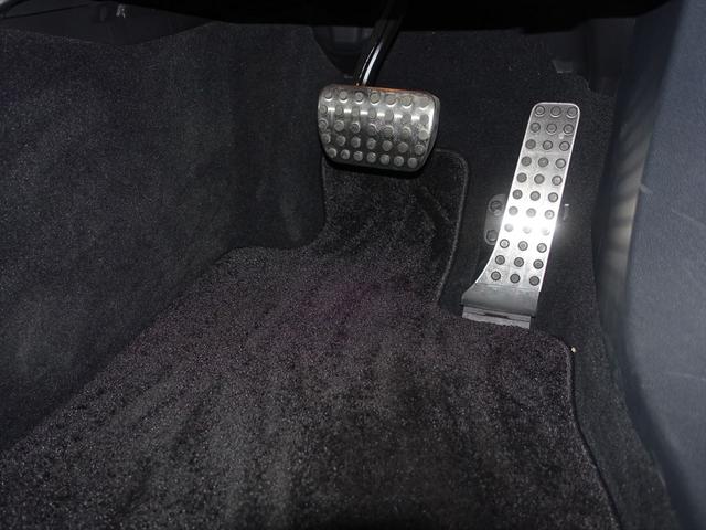 GLC GLC43 4MATIC レザーエクスクルーシブパッケージ Bluetooth接続 CD DVD再生 ETC LEDヘッドライト TV アイドリングストップ クルーズコントロール コネクテッド機能 サイドカメラ(28枚目)