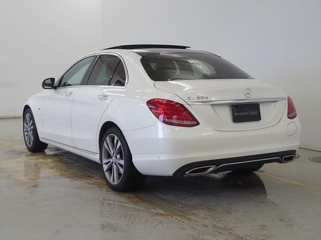 Cクラス C350 e アバンギャルド Bluetooth接続 CD DVD再生 ETC LEDヘッドライト TV アイドリングストップ クルーズコントロール サンルーフ・ガラスルーフ シートヒーター トランクスルー ナビ バックモニター(4枚目)