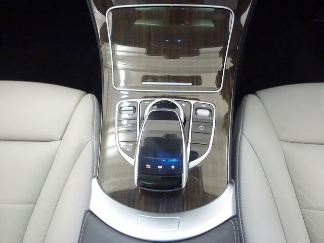 Cクラス C350 e アバンギャルド Bluetooth接続 CD DVD再生 ETC LEDヘッドライト TV アイドリングストップ クルーズコントロール サンルーフ・ガラスルーフ シートヒーター トランクスルー ナビ バックモニター(16枚目)