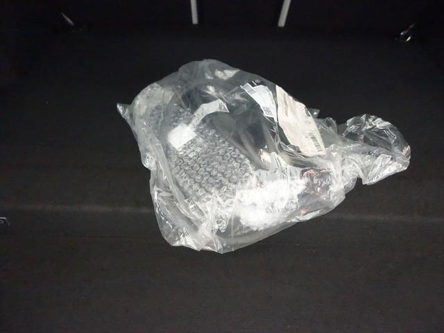 Cクラス C350 e アバンギャルド Bluetooth接続 CD DVD再生 ETC LEDヘッドライト TV アイドリングストップ クルーズコントロール サンルーフ・ガラスルーフ シートヒーター トランクスルー ナビ バックモニター(26枚目)