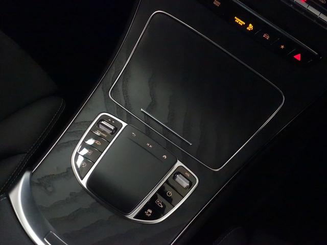 ＧＬＣ ＧＬＣ２２０　ｄ　４ＭＡＴＩＣ　ＡＭＧライン　Ｂｌｕｅｔｏｏｔｈ接続　ＥＴＣ　ＬＥＤヘッドライト　ＴＶ　アイドリングストップ　クルーズコントロール　コネクテッド機能　サイドカメラ　シートヒーター　トランクスルー　ナビ　バックモニター　パワーシート（13枚目）