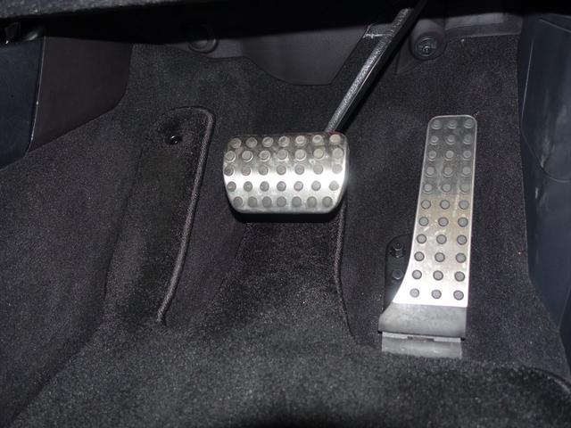 Gクラス G400 d AМGラインパッケージ ラグジュアリーパッケージ G manufakturプログラム Bluetooth接続 ETC LEDヘッドライト TV アイドリングストップ クルーズコントロール(28枚目)