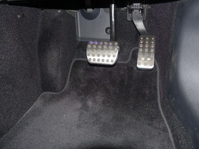 GLB GLB200 d 4MATIC AMGラインパッケージ AMGレザーエクスクルーシブパッケージ アドバンスドパッケージ 3列シート Bluetooth接続 ETC LEDヘッドライト TV アイドリングストップ クルーズコントロール(30枚目)