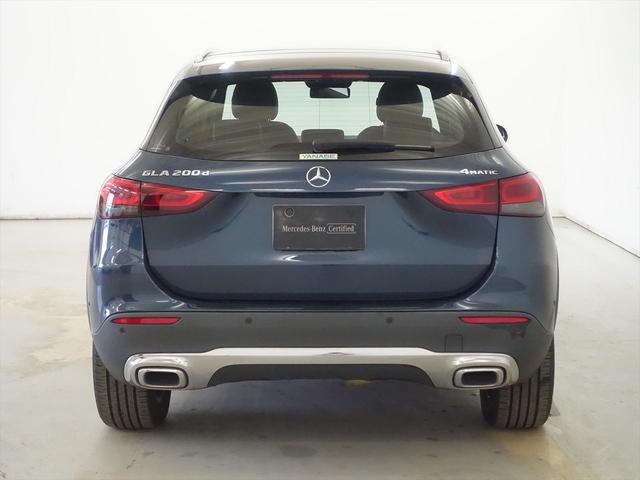 ＧＬＡクラス ＧＬＡ２００　ｄ　４ＭＡＴＩＣ　レザーエクスクルーシブパッケージ　Ｂｌｕｅｔｏｏｔｈ接続　ＥＴＣ　ＬＥＤヘッドライト　ＴＶ　アイドリングストップ　クルーズコントロール　コネクテッド機能　サイドカメラ　サンルーフ・ガラスルーフ（3枚目）
