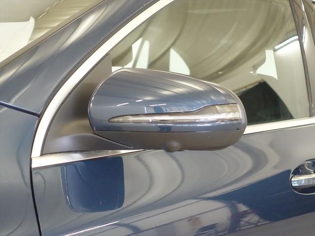 ＧＬＡクラス ＧＬＡ２００　ｄ　４ＭＡＴＩＣ　レザーエクスクルーシブパッケージ　Ｂｌｕｅｔｏｏｔｈ接続　ＥＴＣ　ＬＥＤヘッドライト　ＴＶ　アイドリングストップ　クルーズコントロール　コネクテッド機能　サイドカメラ　サンルーフ・ガラスルーフ（7枚目）