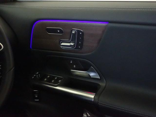 ＧＬＡクラス ＧＬＡ２００　ｄ　４ＭＡＴＩＣ　レザーエクスクルーシブパッケージ　Ｂｌｕｅｔｏｏｔｈ接続　ＥＴＣ　ＬＥＤヘッドライト　ＴＶ　アイドリングストップ　クルーズコントロール　コネクテッド機能　サイドカメラ　サンルーフ・ガラスルーフ（14枚目）