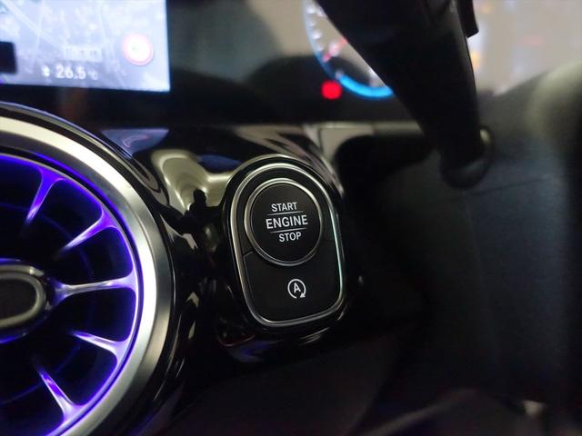 ＧＬＡクラス ＧＬＡ２００　ｄ　４ＭＡＴＩＣ　レザーエクスクルーシブパッケージ　Ｂｌｕｅｔｏｏｔｈ接続　ＥＴＣ　ＬＥＤヘッドライト　ＴＶ　アイドリングストップ　クルーズコントロール　コネクテッド機能　サイドカメラ　サンルーフ・ガラスルーフ（27枚目）