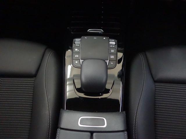 ＣＬＡクラス ＣＬＡ１８０　レーダーセーフティパッケージ　ナビゲーションパッケージ　Ｂｌｕｅｔｏｏｔｈ接続　ＥＴＣ　ＬＥＤヘッドライト　ＴＶ　アイドリングストップ　クルーズコントロール　コネクテッド機能　シートヒーター（17枚目）