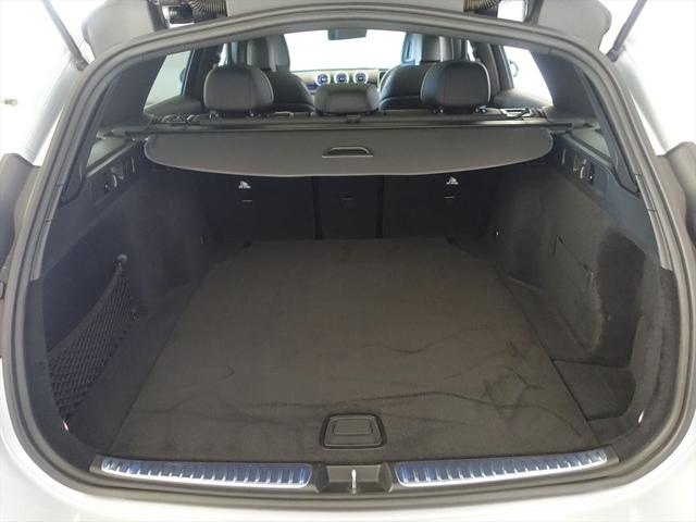 Ｃクラスステーションワゴン Ｃ２２０　ｄ　ステーションワゴン　アバンギャルド　ＡＭＧラインパッケージ　レザーエクスクルーシブパッケージ　ベーシックパッケージ　Ｂｌｕｅｔｏｏｔｈ接続　ＥＴＣ　ＬＥＤヘッドライト　ＴＶ　アイドリングストップ　クルーズコントロール　コネクテッド機能（26枚目）