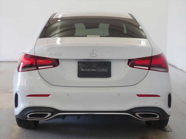 Ａクラスセダン Ａ１８０　セダン　ＡＭＧライン　ベーシックパッケージ　Ｂｌｕｅｔｏｏｔｈ接続　ＥＴＣ　ＬＥＤヘッドライト　アイドリングストップ　クルーズコントロール　コネクテッド機能　シートヒーター　トランクスルー　ナビ　バックモニター（4枚目）