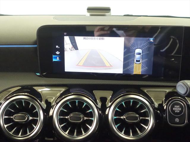 Ａクラスセダン Ａ１８０　セダン　ＡＭＧライン　ベーシックパッケージ　Ｂｌｕｅｔｏｏｔｈ接続　ＥＴＣ　ＬＥＤヘッドライト　アイドリングストップ　クルーズコントロール　コネクテッド機能　シートヒーター　トランクスルー　ナビ　バックモニター（12枚目）