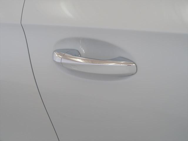 Ａクラスセダン Ａ１８０　セダン　ＡＭＧライン　ベーシックパッケージ　Ｂｌｕｅｔｏｏｔｈ接続　ＥＴＣ　ＬＥＤヘッドライト　アイドリングストップ　クルーズコントロール　コネクテッド機能　シートヒーター　トランクスルー　ナビ　バックモニター（26枚目）