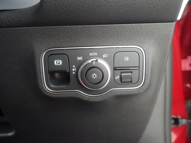 ＧＬＢ ＧＬＢ２００　ｄ　４ＭＡＴＩＣ　ＡＭＧラインパッケージ　ＡＭＧレザーエクスクルーシブパッケージ　アドバンスドパッケージ　３列シート　Ｂｌｕｅｔｏｏｔｈ接続　ＥＴＣ　ＬＥＤヘッドライト　ＴＶ　アイドリングストップ　クルーズコントロール（29枚目）