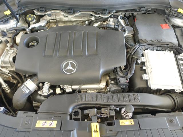 GLAクラス GLA200 d 4MATIC AMGライン ナビゲーションパッケージ Bluetooth接続 ETC LEDヘッドライト TV アイドリングストップ クルーズコントロール コネクテッド機能 サイドカメラ シートヒーター トランクスルー ナビ(9枚目)