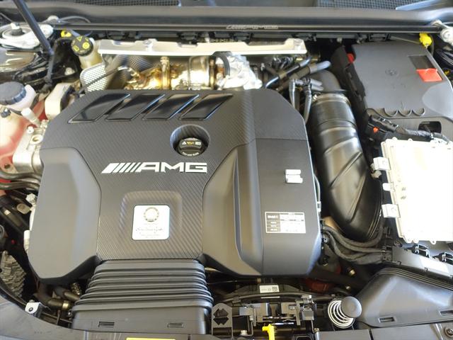 CLAクラス CLA45 S 4MATIC+ Bluetooth接続 ETC LEDヘッドライト TV アイドリングストップ クルーズコントロール コネクテッド機能 サイドカメラ サンルーフ・ガラスルーフ シートエアコン シートヒーター(10枚目)