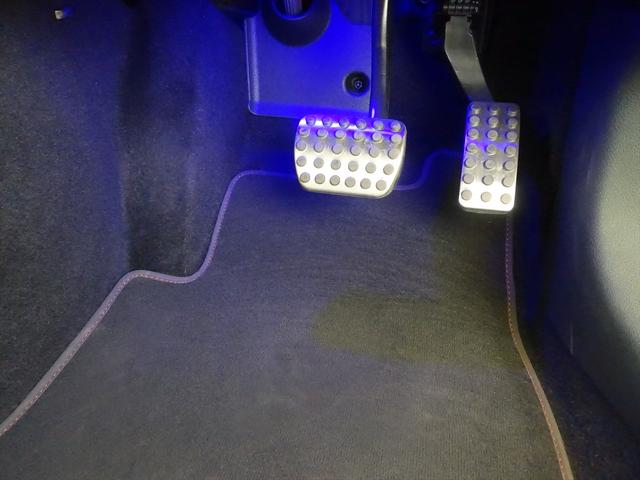 CLAクラス CLA45 S 4MATIC+ Bluetooth接続 ETC LEDヘッドライト TV アイドリングストップ クルーズコントロール コネクテッド機能 サイドカメラ サンルーフ・ガラスルーフ シートエアコン シートヒーター(29枚目)