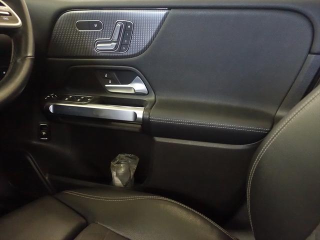 GLB GLB200 d ナビゲーションパッケージ 3列シート Bluetooth接続 ETC LEDヘッドライト TV アイドリングストップ クルーズコントロール コネクテッド機能 サイドカメラ サンルーフ・ガラスルーフ(16枚目)