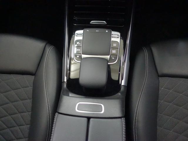 GLB GLB200 d ナビゲーションパッケージ 3列シート Bluetooth接続 ETC LEDヘッドライト TV アイドリングストップ クルーズコントロール コネクテッド機能 サイドカメラ サンルーフ・ガラスルーフ(17枚目)