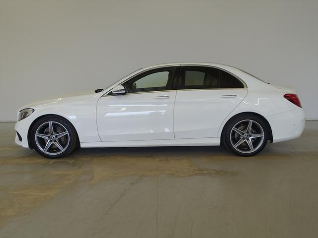 Ｃクラス Ｃ１８０　ローレウスエディション　レーダーセーフティパッケージ　Ｂｌｕｅｔｏｏｔｈ接続　ＣＤ　ＤＶＤ再生　ＥＴＣ　ＬＥＤヘッドライト　ＴＶ　アイドリングストップ　クルーズコントロール　コネクテッド機能　シートヒーター　トランクスルー（6枚目）