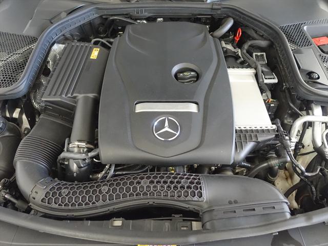 Ｃクラス Ｃ１８０　ローレウスエディション　レーダーセーフティパッケージ　Ｂｌｕｅｔｏｏｔｈ接続　ＣＤ　ＤＶＤ再生　ＥＴＣ　ＬＥＤヘッドライト　ＴＶ　アイドリングストップ　クルーズコントロール　コネクテッド機能　シートヒーター　トランクスルー（10枚目）