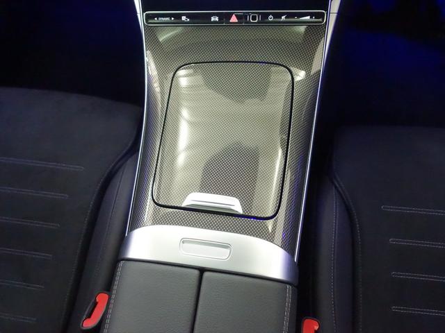 Cクラスステーションワゴン C180 ステーションワゴン アバンギャルド AMGラインパ ッケージ・ベーシックパッケージ(18枚目)