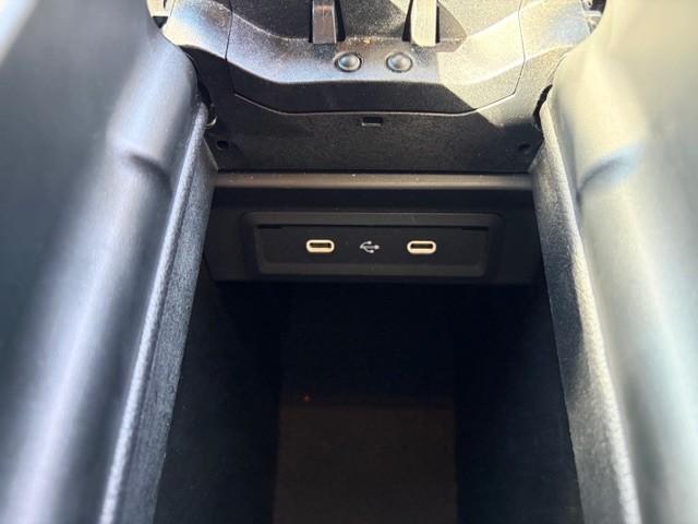 GLB GLB180 AMGラインパッケージ AMGレザーエクスクルーシブパッケージ 3列シート Bluetooth接続 ETC LEDヘッドライト TV アイドリングストップ クルーズコントロール コネクテッド機能(18枚目)