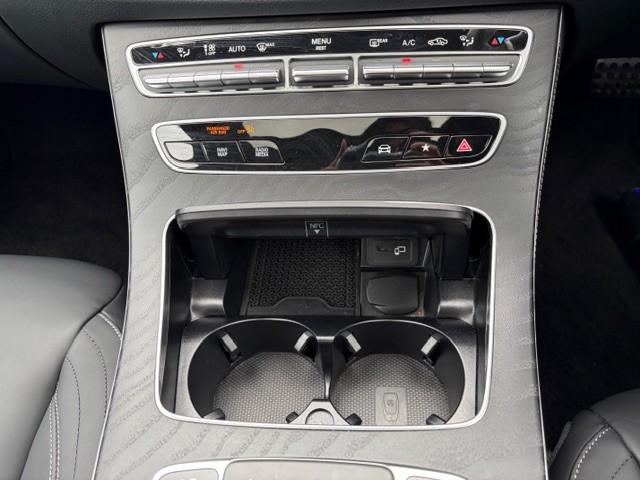 Eクラスステーションワゴン E200 ステーションワゴン スポーツ AMGラインインテリアパッケージ エクスクルーシブパッケージ AMGライン Bluetooth接続 ETC LEDヘッドライト TV アイドリングストップ クルーズコントロール コネクテッド機能(10枚目)