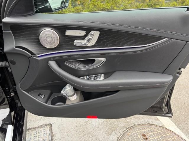 Eクラスステーションワゴン E200 ステーションワゴン スポーツ AMGラインインテリアパッケージ エクスクルーシブパッケージ AMGライン Bluetooth接続 ETC LEDヘッドライト TV アイドリングストップ クルーズコントロール コネクテッド機能(12枚目)