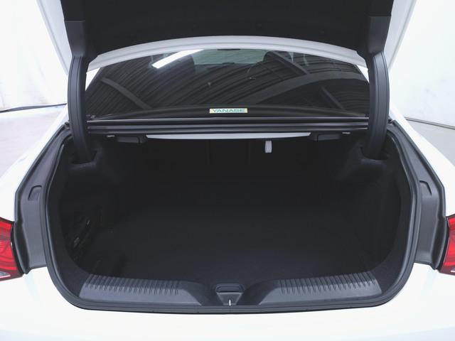 ＣＬＳクラス ＣＬＳ２２０　ｄ　スポーツ　エクスクルーシブパッケージ　Ｂｌｕｅｔｏｏｔｈ接続　ＥＴＣ　ＬＥＤヘッドライト　ＴＶ　アイドリングストップ　クルーズコントロール　コネクテッド機能　サイドカメラ　サンルーフ・ガラスルーフ（27枚目）