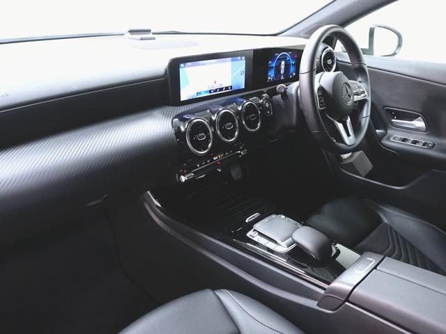 Ａクラス Ａ１８０　ナビゲーションパッケージ　Ｂｌｕｅｔｏｏｔｈ接続　ＥＴＣ　ＬＥＤヘッドライト　ＴＶ　アイドリングストップ　クルーズコントロール　コネクテッド機能　トランクスルー　ナビ　バックモニター　フロアマット（11枚目）