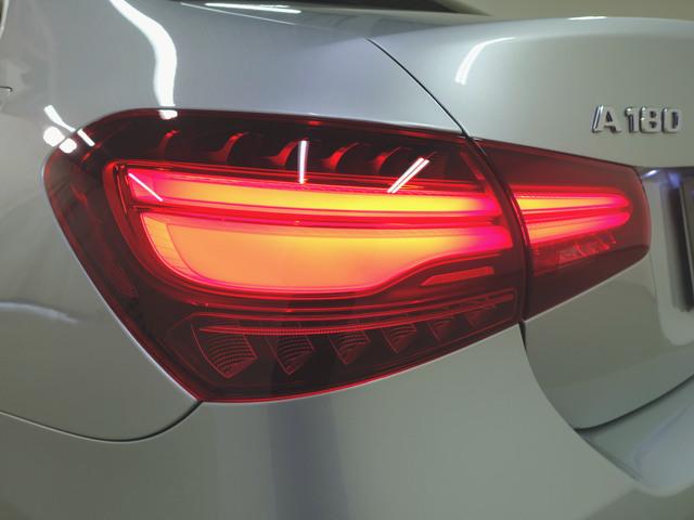 Aクラスセダン A180 セダン AMGラインパッケージ AMGレザーエクスクルーシブパッケージ ナビゲーションパッケージ アドバンスドパッケージ AMGライン Bluetooth接続 ETC LEDヘッドライト TV(5枚目)