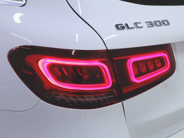 GLC300 4マチック AMGライン Bluetooth接続 ETC LEDヘッドライト TV アイドリングストップ クルーズコントロール コネクテッド機能 サイドカメラ サンルーフ・ガラスルーフ シートヒーター トランクスルー ナビ(7枚目)