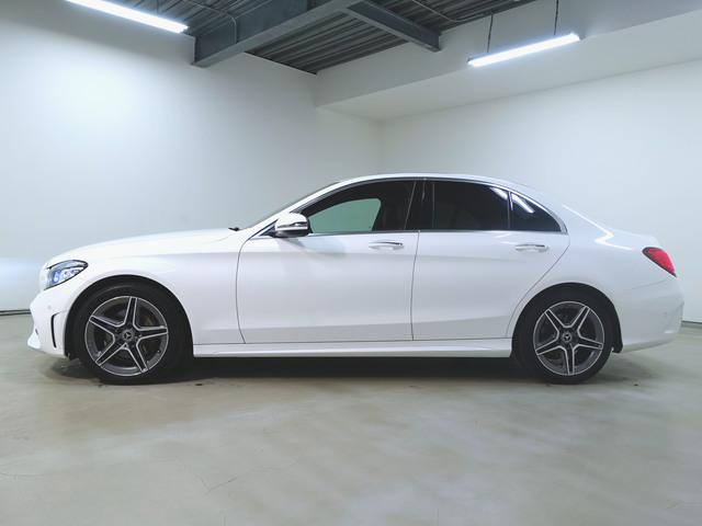 Ｃクラス Ｃ２００　アバンギャルド　ＡＭＧライン　レザーエクスクルーシブパッケージ　レーダーセーフティーパッケージ　Ｂｌｕｅｔｏｏｔｈ接続　ＥＴＣ　ＬＥＤヘッドライト　ＴＶ　アイドリングストップ　クルーズコントロール　コネクテッド機能　シートヒーター（4枚目）