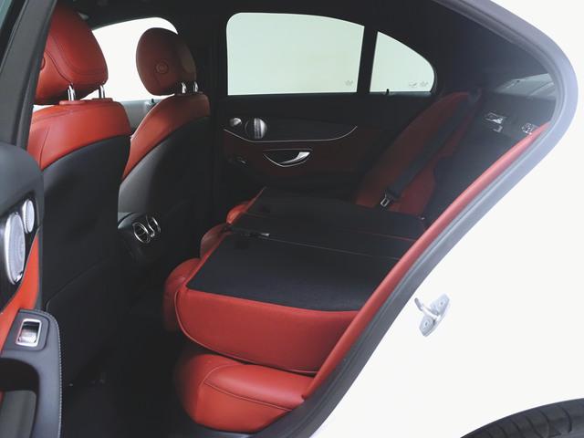 Ｃクラス Ｃ２００　アバンギャルド　ＡＭＧライン　レザーエクスクルーシブパッケージ　レーダーセーフティーパッケージ　Ｂｌｕｅｔｏｏｔｈ接続　ＥＴＣ　ＬＥＤヘッドライト　ＴＶ　アイドリングストップ　クルーズコントロール　コネクテッド機能　シートヒーター（31枚目）