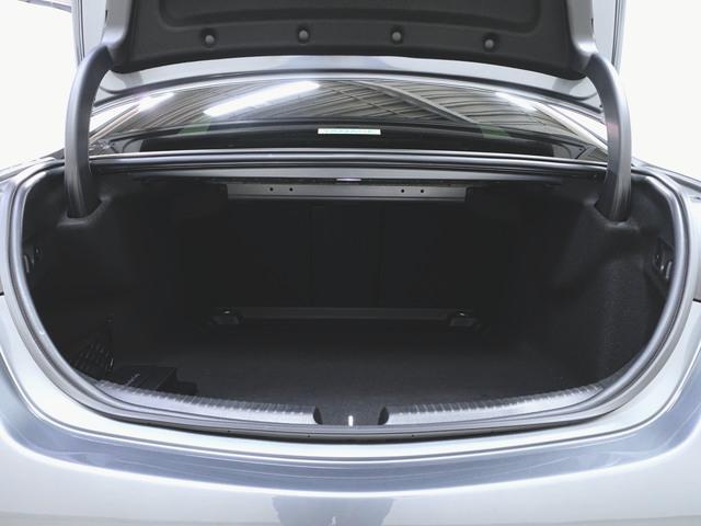 Ｃクラス Ｃ１８０　アバンギャルド　ＡＭＧラインパッケージ　ベーシックパッケージ　Ｂｌｕｅｔｏｏｔｈ接続　ＥＴＣ　ＬＥＤヘッドライト　ＴＶ　アイドリングストップ　クルーズコントロール　コネクテッド機能　サイドカメラ　シートヒーター（24枚目）