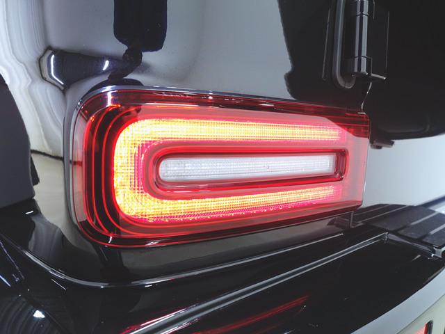 Ｇクラス Ｇ６３　Ｇマニュファクチャプログラム　Ｇマニファクチャーインテリアプラスパッケージ　ＡＭＧナイトパッケージ　Ｂｌｕｅｔｏｏｔｈ接続　ＥＴＣ　ＬＥＤヘッドライト　ＴＶ　アイドリングストップ　クルーズコントロール　コネクテッド機能（5枚目）