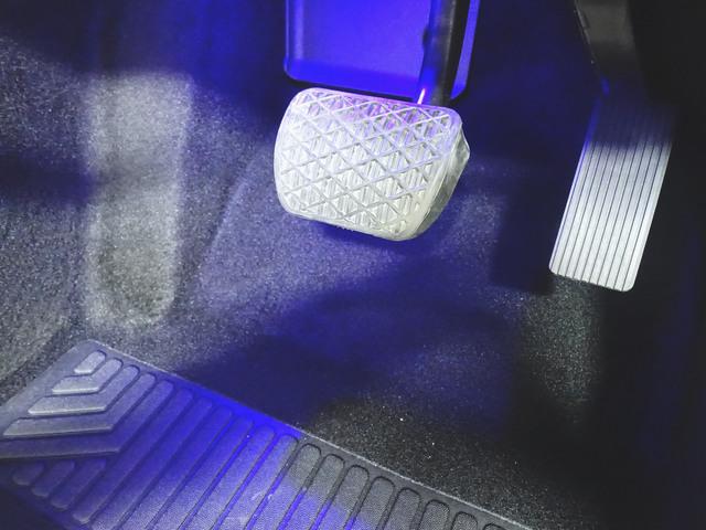 Bクラス B200 d レーダーセーフティーパッケージ ナビゲーションパッケージ レザーエクスクルーシブパッケージ アドバンスドパッケージ Bluetooth接続 ETC LEDヘッドライト TV アイドリングストップ(9枚目)