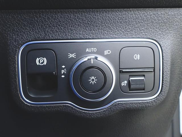 ＥＱＢ ＥＱＢ２５０　ＡＭＧラインパッケージ　３列シート　Ｂｌｕｅｔｏｏｔｈ接続　ＥＴＣ　ＬＥＤヘッドライト　ＴＶ　アイドリングストップ　クルーズコントロール　コネクテッド機能　サイドカメラ　シートヒーター　トランクスルー（20枚目）