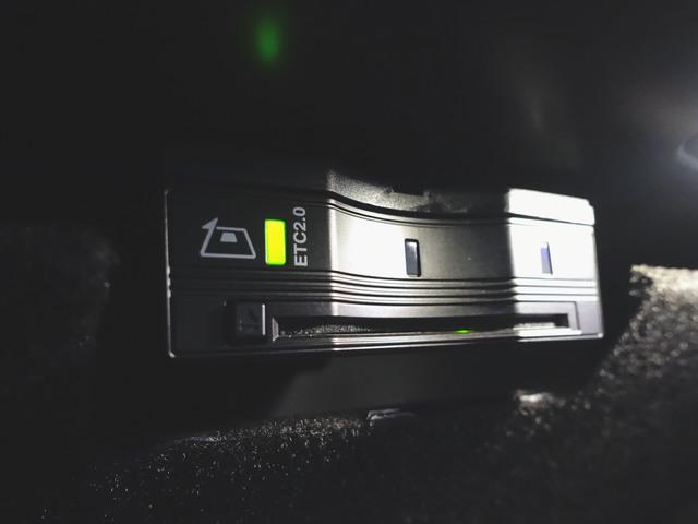 Ｇクラス Ｇ３５０　ｄ　マヌファクトゥーアエディション　Ｂｌｕｅｔｏｏｔｈ接続　ＥＴＣ　ＬＥＤヘッドライト　ＴＶ　アイドリングストップ　クルーズコントロール　コネクテッド機能　サイドカメラ　サンルーフ・ガラスルーフ　シートエアコン　シートヒーター（10枚目）