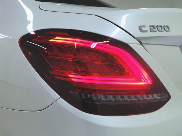 Ｃクラス Ｃ２００　ローレウスエディション　スポーツプラスパッケージ　レザーエクスクルーシブパッケージ　Ｂｌｕｅｔｏｏｔｈ接続　ＥＴＣ　ＬＥＤヘッドライト　ＴＶ　アイドリングストップ　クルーズコントロール　コネクテッド機能　サイドカメラ（5枚目）
