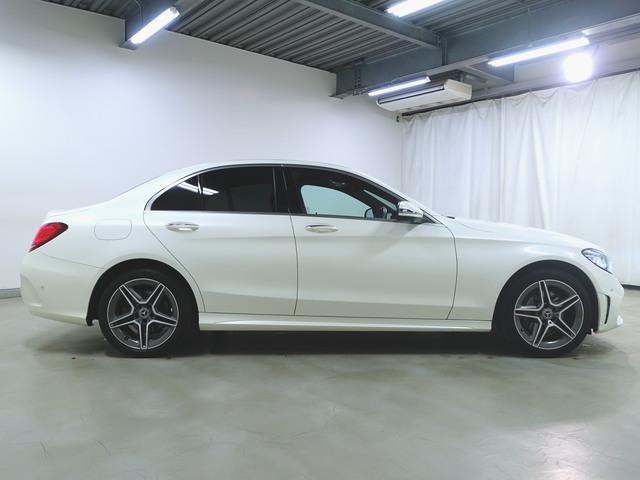 Ｃクラス Ｃ２００　ローレウスエディション　スポーツプラスパッケージ　レザーエクスクルーシブパッケージ　Ｂｌｕｅｔｏｏｔｈ接続　ＥＴＣ　ＬＥＤヘッドライト　ＴＶ　アイドリングストップ　クルーズコントロール　コネクテッド機能　サイドカメラ（8枚目）