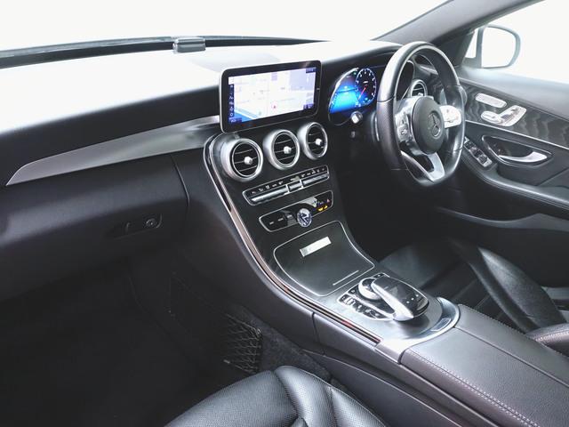 Ｃクラス Ｃ２００　ローレウスエディション　スポーツプラスパッケージ　レザーエクスクルーシブパッケージ　Ｂｌｕｅｔｏｏｔｈ接続　ＥＴＣ　ＬＥＤヘッドライト　ＴＶ　アイドリングストップ　クルーズコントロール　コネクテッド機能　サイドカメラ（11枚目）