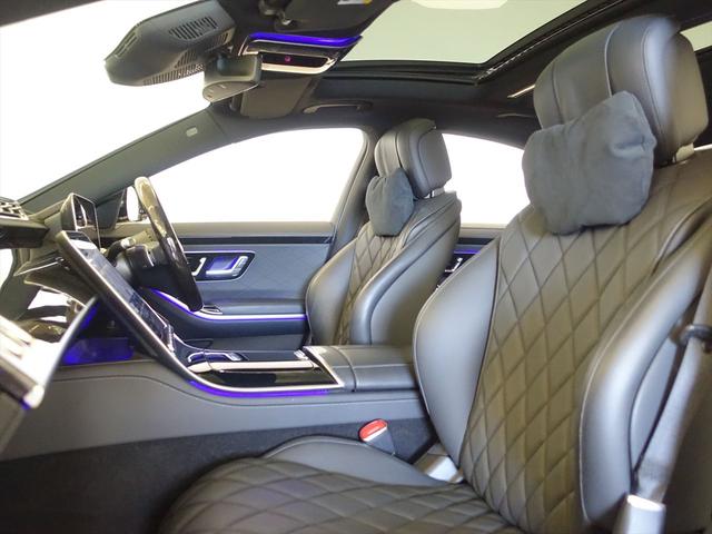 Aクラス A180 ナビゲーションパッケージ Bluetooth接続 ETC LEDヘッドライト TV アイドリングストップ クルーズコントロール コネクテッド機能 トランクスルー ナビ バックモニター フロアマット(8枚目)