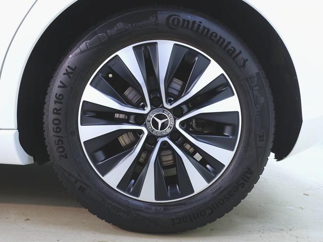 Aクラス A180 ナビゲーションパッケージ Bluetooth接続 ETC LEDヘッドライト TV アイドリングストップ クルーズコントロール コネクテッド機能 トランクスルー ナビ バックモニター フロアマット(32枚目)