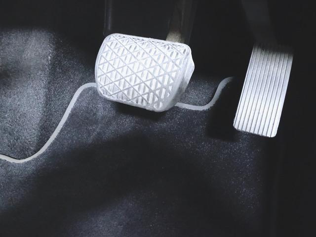 ＧＬＢ ＧＬＢ２００　ｄ　ナビゲーションパッケージ　３列シート　Ｂｌｕｅｔｏｏｔｈ接続　ＥＴＣ　ＬＥＤヘッドライト　ＴＶ　アイドリングストップ　クルーズコントロール　コネクテッド機能　サイドカメラ　サンルーフ・ガラスルーフ（9枚目）