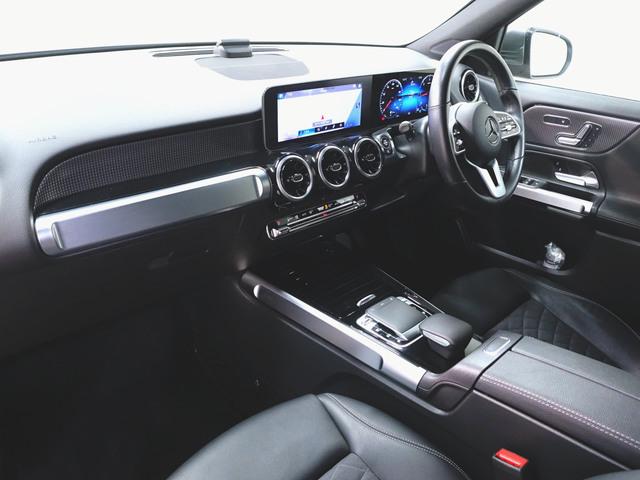 ＧＬＢ ＧＬＢ２００　ｄ　ナビゲーションパッケージ　３列シート　Ｂｌｕｅｔｏｏｔｈ接続　ＥＴＣ　ＬＥＤヘッドライト　ＴＶ　アイドリングストップ　クルーズコントロール　コネクテッド機能　サイドカメラ　サンルーフ・ガラスルーフ（11枚目）