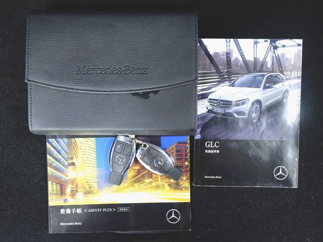 GLC GLC200 Bluetooth接続 CD DVD再生 ETC LEDヘッドライト TV アイドリングストップ クルーズコントロール コネクテッド機能 サイドカメラ シートヒーター トランクスルー ナビ(26枚目)